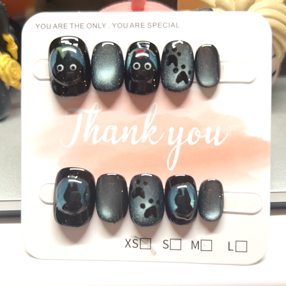 Handmade Press on Nail Cat eye